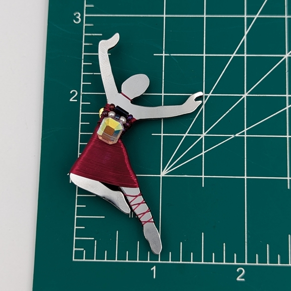 Vintage Liztech 94 Artist made by Jill Elizabeth Dancing Figure Mirrored Brooch - Picture 7 of 7